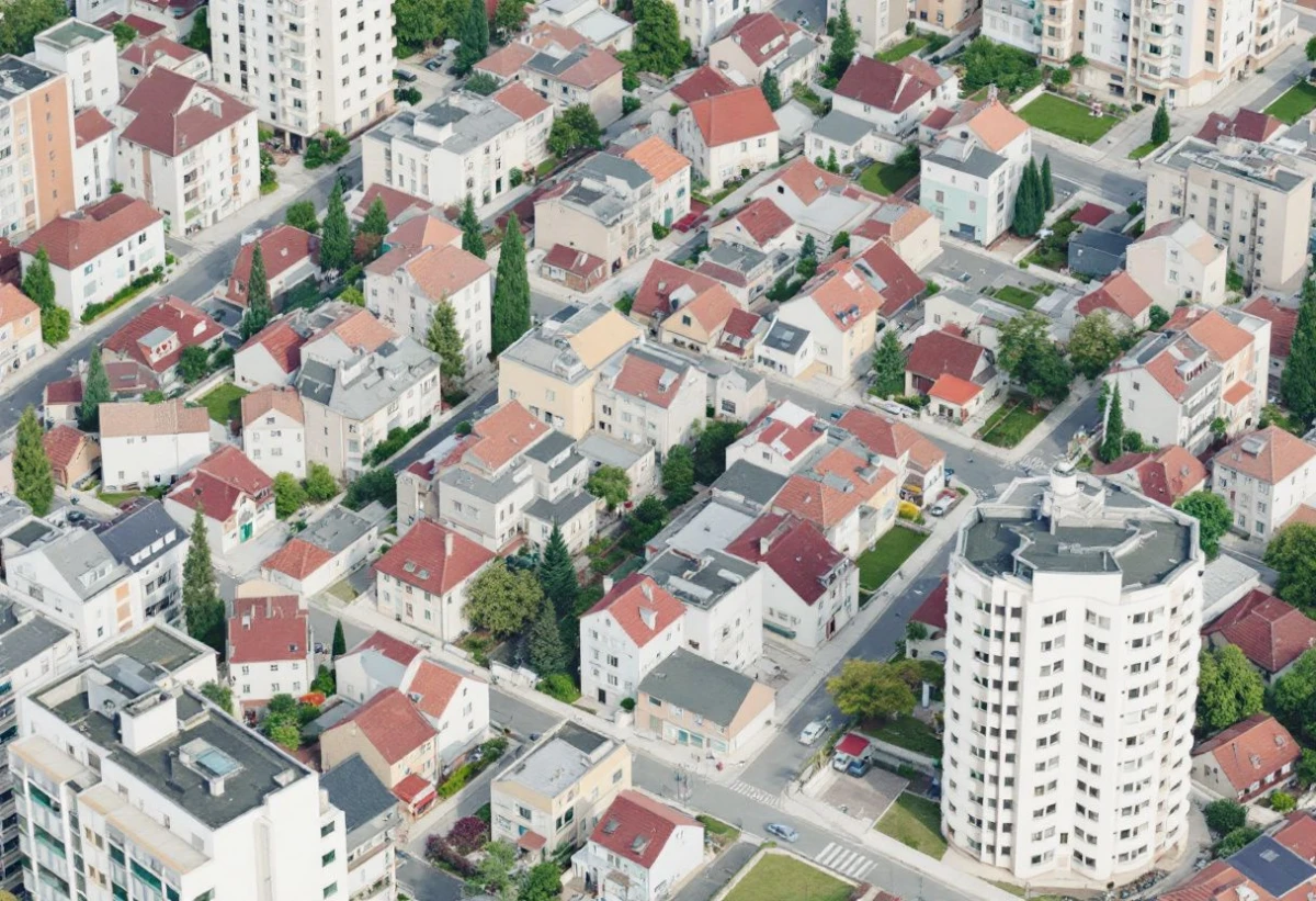 Gestion à distance d'une copropriété : Stratégies et outils pour une administration efficace